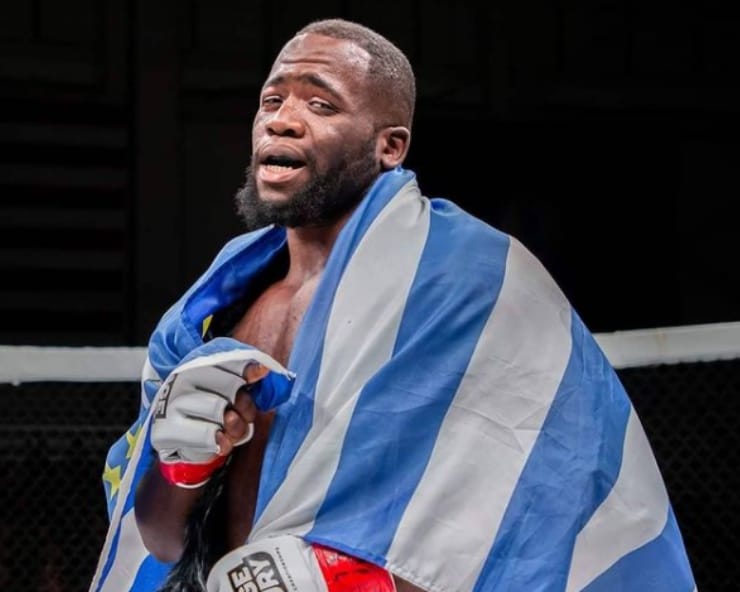 Tafon Nchukwi UFC doldisar MMA Frontkick Online