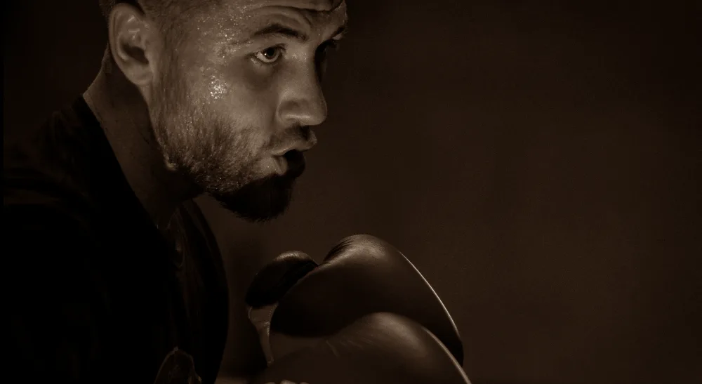 Adam Chartoi MMA Frontkick.online boxning