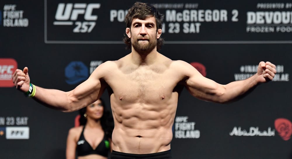 Andrew Sanchez UFC Sparken MMA Frontkick Online