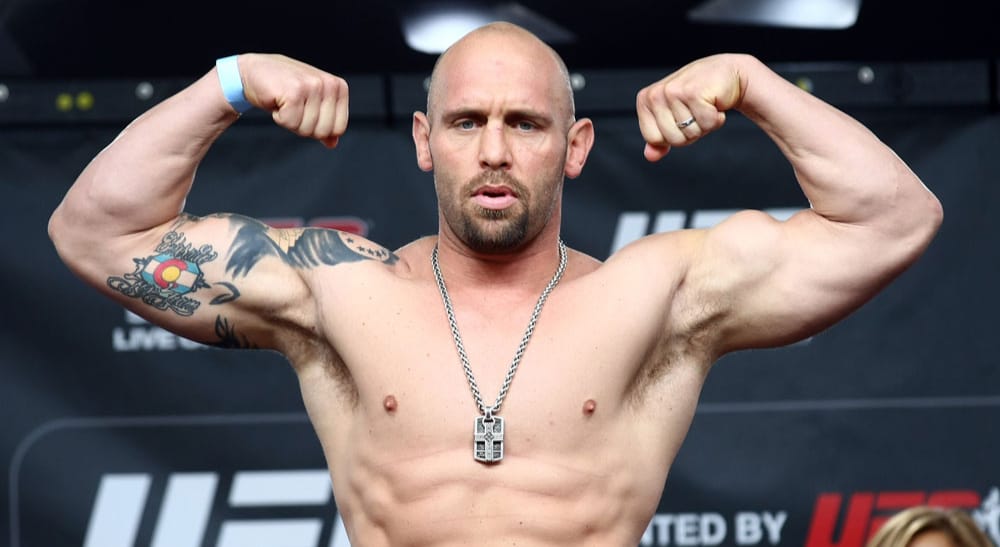 Shane Carwin MMA Frontkick Online