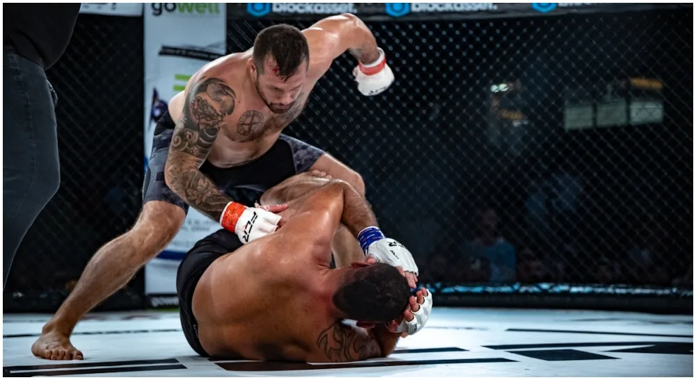 Nabbe Malki FCR 13 Frontkick