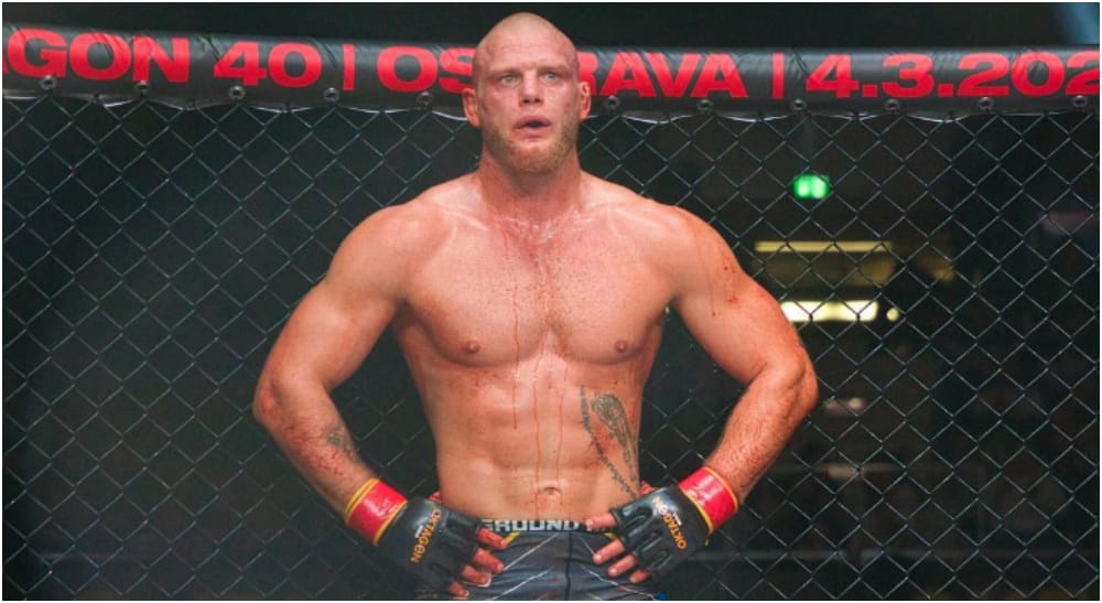 Alexander Poppeck 1 Frontkick.online