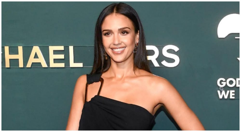 Jessica Alba 1 Frontkick.online