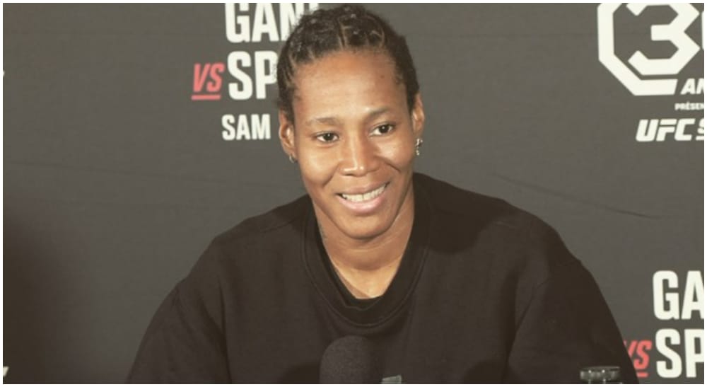 Zarah Fairn UFC MMA Frontkick.online