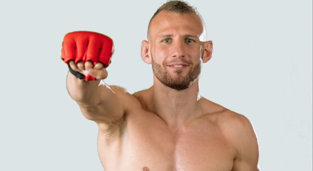 Frontkick Dawid Smielowski
