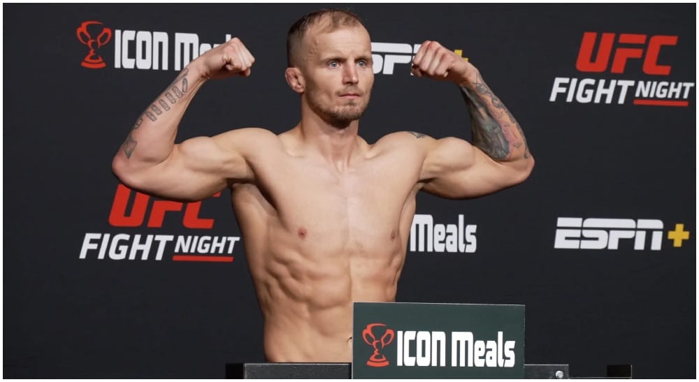 MMA Jesse Ronson 1 Frontkick