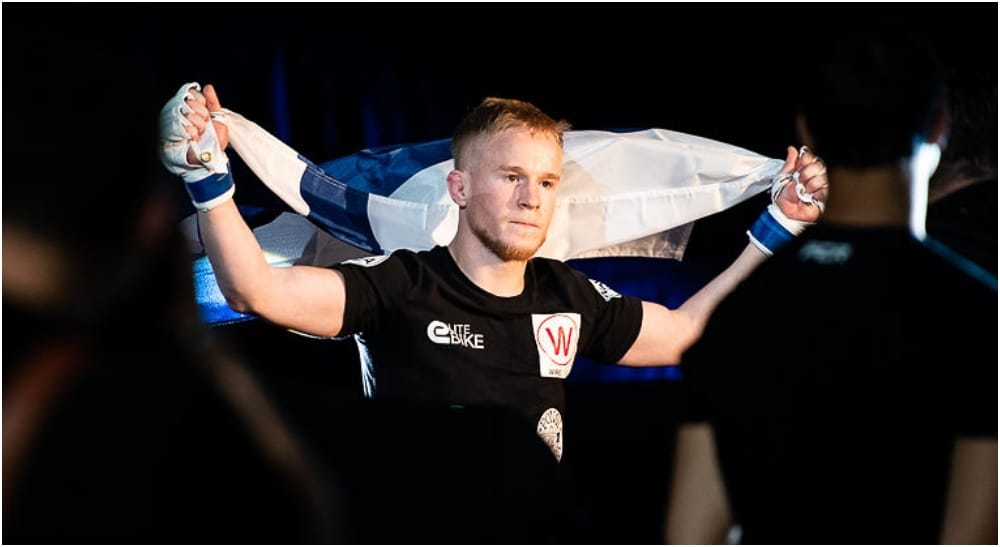 Waltteri Hakkinen 2 Frontkick