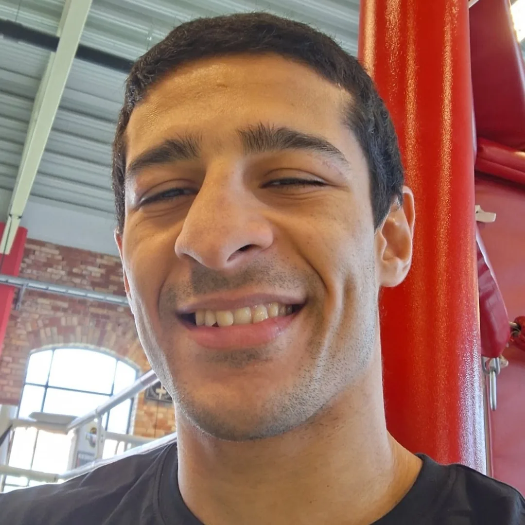 Mohammed Al-Maliki Frontkick boxning boxing
