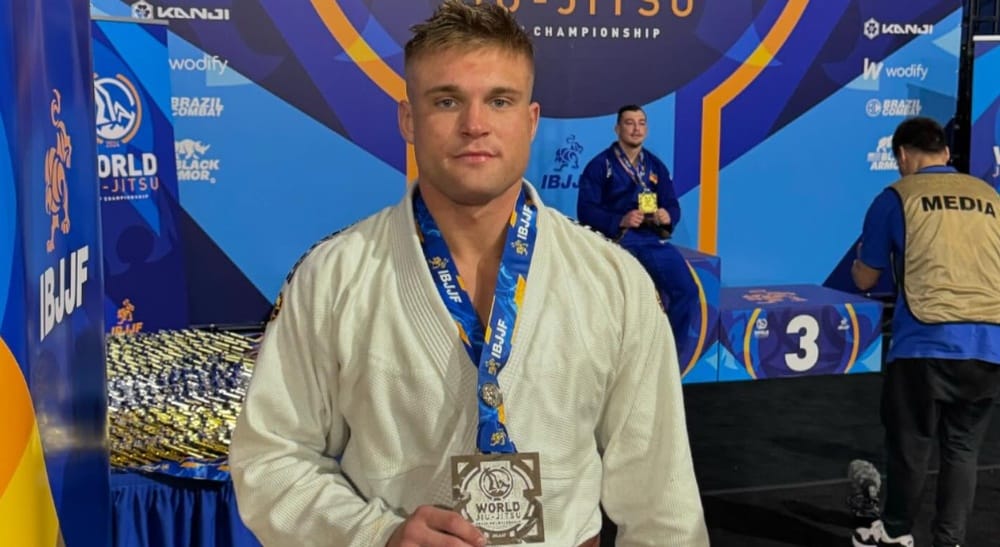 Rasmus Almström Sverige BJJ-VM Frontkick