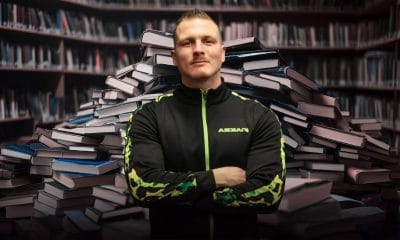 Simon Tingberg Fighter bok Hegas förlag MMA Frontkick