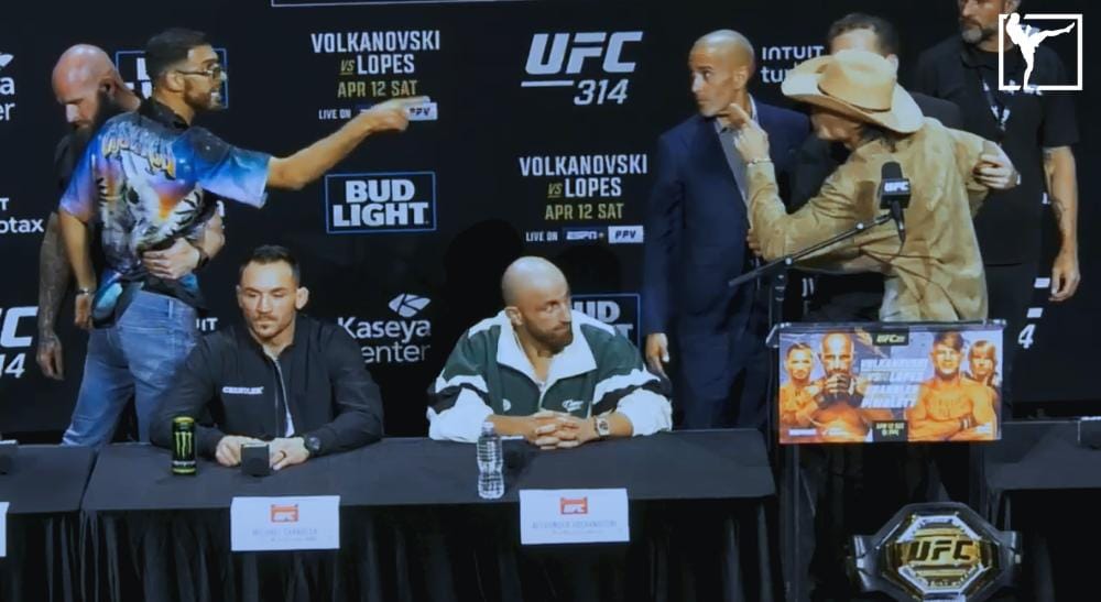 UFC 314 MMA 1Frontkick