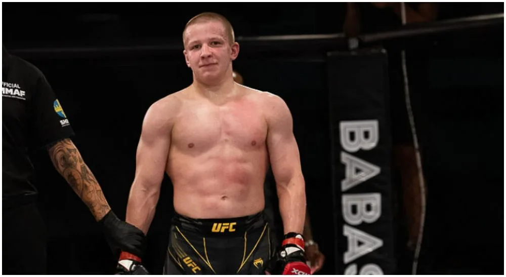 Mark Vologdin MMA Frontkick