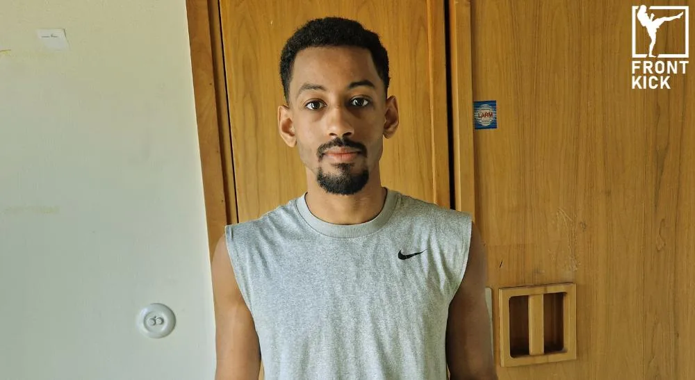 Nebil Ibrahim boxning Frontkick.online