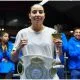 Golden Girl 2026 Frontkick