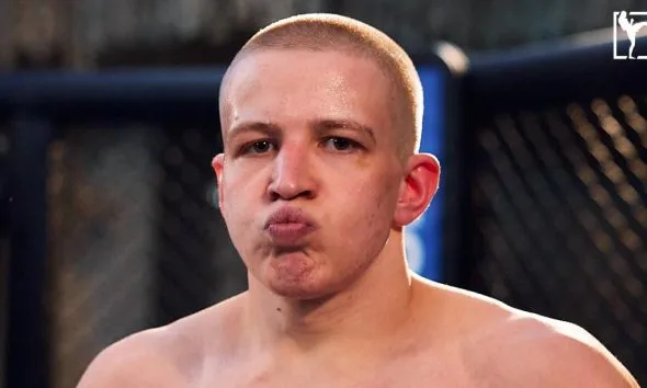 Mark Vologdin UFC-gala Frontkick.online