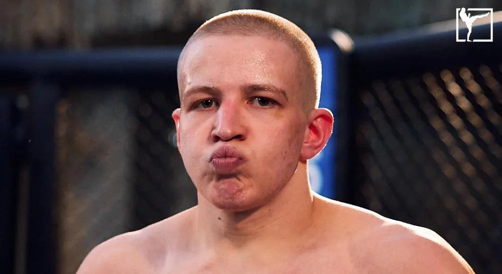 Mark Vologdin UFC-gala Frontkick.online