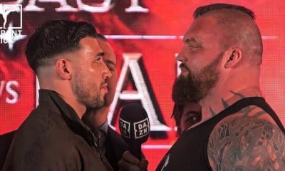 Fury vs Hall Frontkick