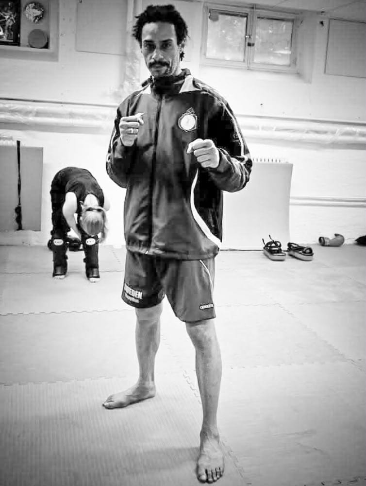 Roland Peltier Rolly Kickboxning Thaiboxning Taekwondo MMA Frontkick.online